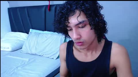 Tayron online show from 3, 11, 2025