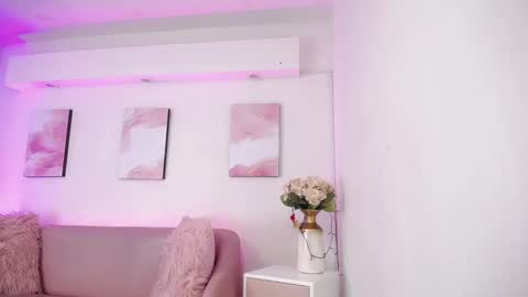 Sofia online show from 14, 1, 2025