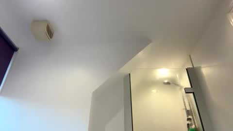 tboywand online show from 17, 4, 2026