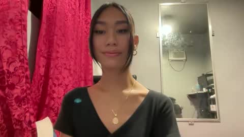Snapshot of teamo_kiara chatting on 17, 5, 2026 your future wife online show from 17, 5, 2026