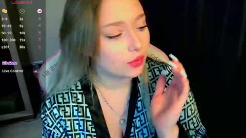 Snapshot of teasemily chatting on 9, 3, 2026 teasemily online show from 9, 3, 2026