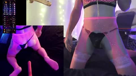 Snapshot of teasybitchycd chatting on 9, 1, 2025 TeasyBitchyCross online show from 9, 1, 2025