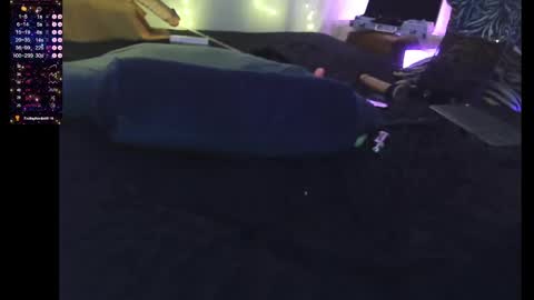 Snapshot of teasybitchycd chatting on 10, 1, 2025 TeasyBitchyCross online show from 10, 1, 2025