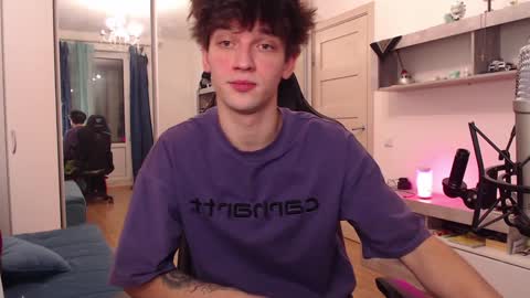 Snapshot of teddy_mode chatting on 6, 12, 2024 Teddy online show from 6, 12, 2024