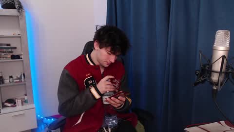 Snapshot of teddy_mode chatting on 20, 12, 2024 Teddy online show from 20, 12, 2024