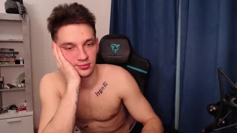 Snapshot of teddy_mode chatting on 1, 2, 2025 Teddy online show from 1, 2, 2025