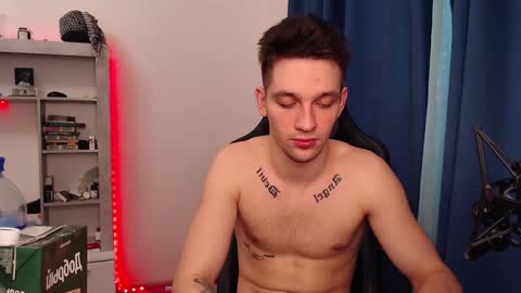 Snapshot of teddy_mode chatting on 1, 2, 2025 Teddy online show from 1, 2, 2025