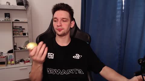 Snapshot of teddy_mode chatting on 5, 2, 2025 Teddy online show from 5, 2, 2025