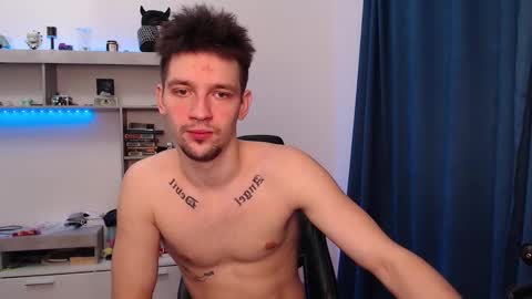 Snapshot of teddy_mode chatting on 11, 2, 2025 Teddy online show from 11, 2, 2025