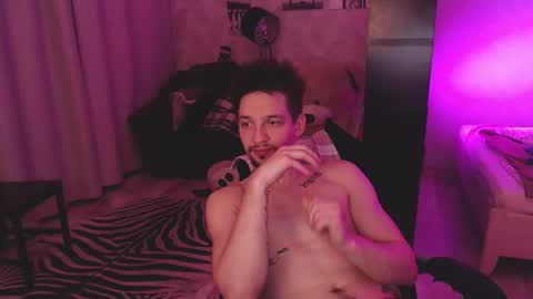 Snapshot of teddy_mode chatting on 3, 3, 2025 Teddy online show from 3, 3, 2025