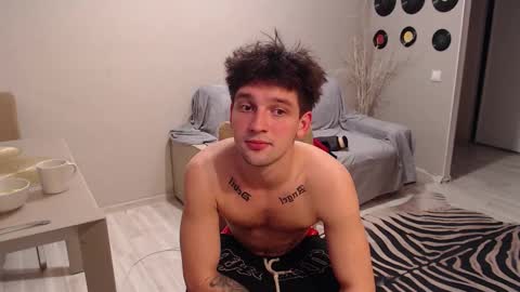 Snapshot of teddy_mode chatting on 2, 10, 2025 Teddy online show from 2, 10, 2025