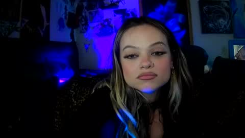 Teddy Sky online show from 28, 9, 2025