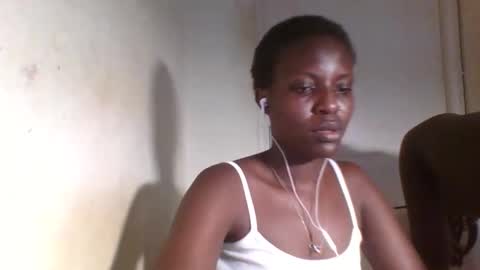 Snapshot of tee_kaicy chatting on 13, 12, 2024 kaicy online show from 13, 12, 2024
