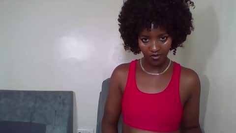 Snapshot of tee_kaicy chatting on 30, 9, 2025 kaicy online show from 30, 9, 2025