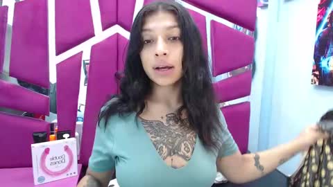 Snapshot of teeennaugthy18 chatting on 3, 12, 2024 Tayloor online show from 3, 12, 2024