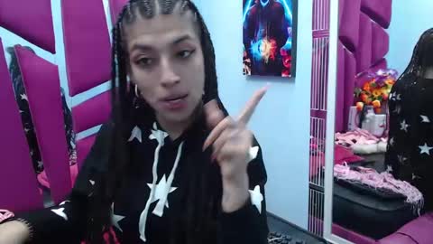 Snapshot of teeennaugthy18 chatting on 29, 12, 2024 Tayloor online show from 29, 12, 2024