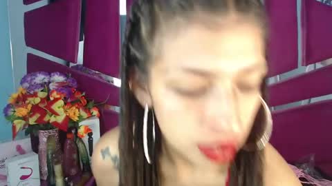 Snapshot of teeennaugthy18 chatting on 14, 1, 2025 Tayloor online show from 14, 1, 2025