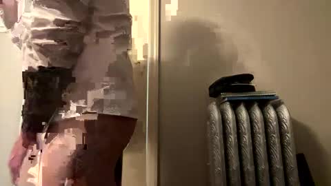 Twizzler online show from 26, 9, 2025