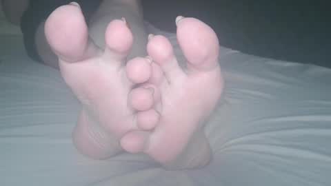 Viv West online show from 15, 9, 2025