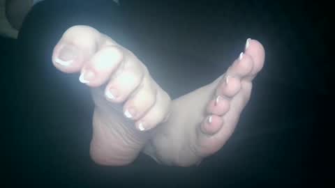 Viv West online show from 20, 10, 2025