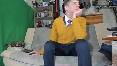 Snapshot of telepaticman chatting on 8, 2, 2025 Virg Lszl online show from 8, 2, 2025