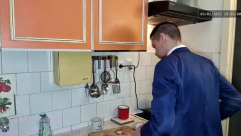 Snapshot of telepaticman chatting on 9, 2, 2025 Virg Lszl online show from 9, 2, 2025