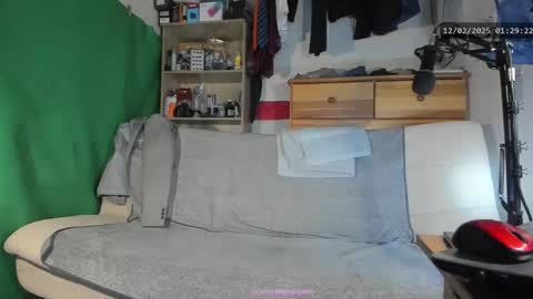 Snapshot of telepaticman chatting on 12, 2, 2025 Virg Lszl online show from 12, 2, 2025