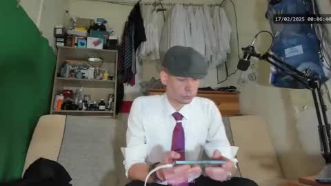 Snapshot of telepaticman chatting on 16, 2, 2025 Virg Lszl online show from 16, 2, 2025