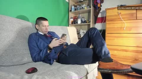 Snapshot of telepaticman chatting on 25, 2, 2025 Virg Lszl online show from 25, 2, 2025