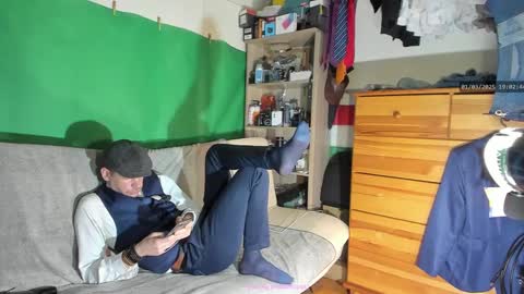 Snapshot of telepaticman chatting on 1, 3, 2025 Virg Lszl online show from 1, 3, 2025