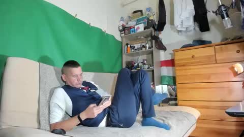 Snapshot of telepaticman chatting on 21, 10, 2025 Virg Lszl online show from 21, 10, 2025