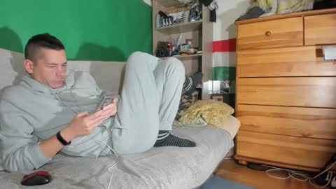 Snapshot of telepaticman chatting on 28, 10, 2025 Virg Lszl online show from 28, 10, 2025