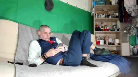 Virg Lszl online show from 3, 2, 2026