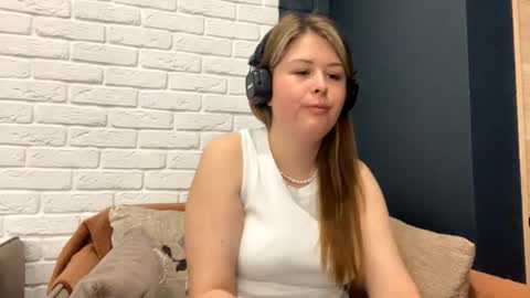 Lana online show from 15, 3, 2026