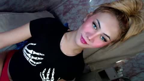 Im Dianna DONT FORGET TO FOLLOW ME   online show from 6, 1, 2025