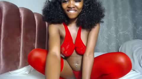 Snapshot of tempting_tiah chatting on 15, 7, 2026 tiah online show from 15, 7, 2026