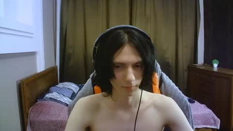 Snapshot of temptvelvet chatting on 4, 11, 2025 temptvelvet online show from 4, 11, 2025