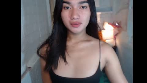 Snapshot of temtaionoflust chatting on 29, 4, 2026 TransGoddessZhandria online show from 29, 4, 2026