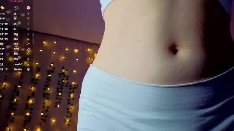 Hey Im Aneta  online show from 10, 4, 2026