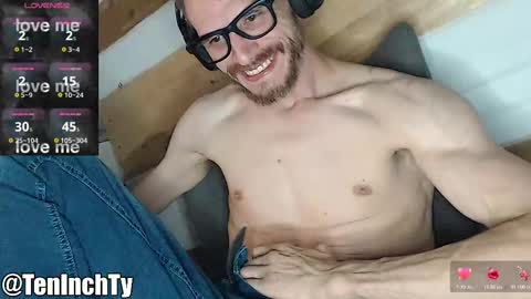 Snapshot of teninchty chatting on 13, 9, 2025 Ty online show from 13, 9, 2025
