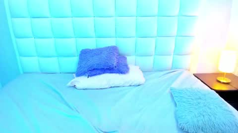 Snapshot of teresasroom_ chatting on 8, 11, 2025 Teresa online show from 8, 11, 2025