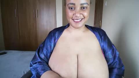 Snapshot of terrylissa chatting on 25, 10, 2025 terry online show from 25, 10, 2025