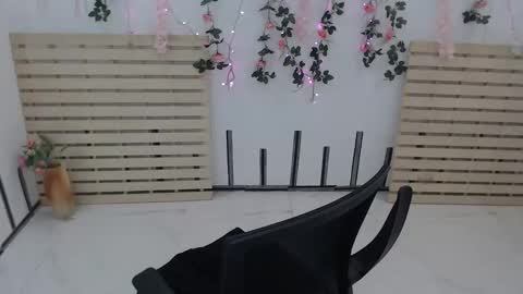 tessa0943 online show from 19, 10, 2025