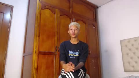 tessachains online show from 27, 2, 2026