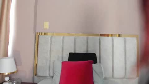 Tessamonroee online show from 3, 3, 2026