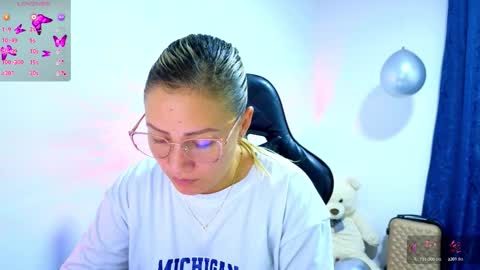 Tessy online show from 5, 11, 2025