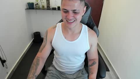 Teylor Fel online show from 10, 2, 2025