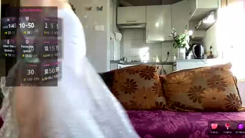 Teylor online show from 6, 11, 2025