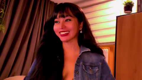 th3r3sa online show from 5, 12, 2024