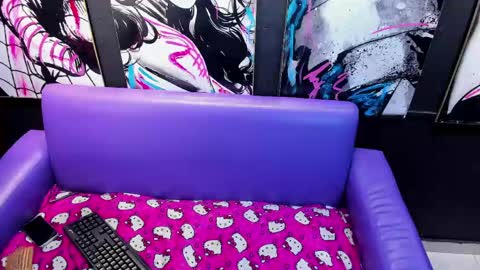       online show from 18, 4, 2026